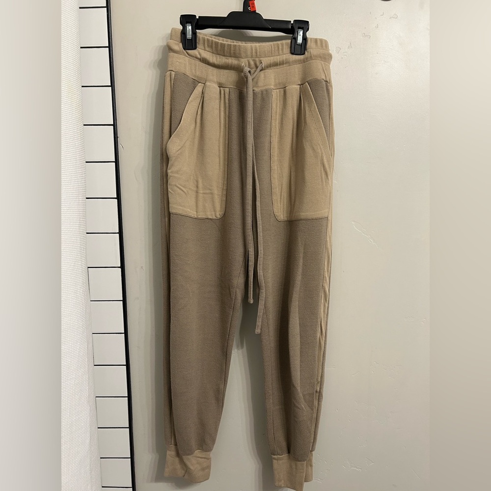 Roolee waffle-knit women’s jogger sweats; tan; small; color-block; drawstring